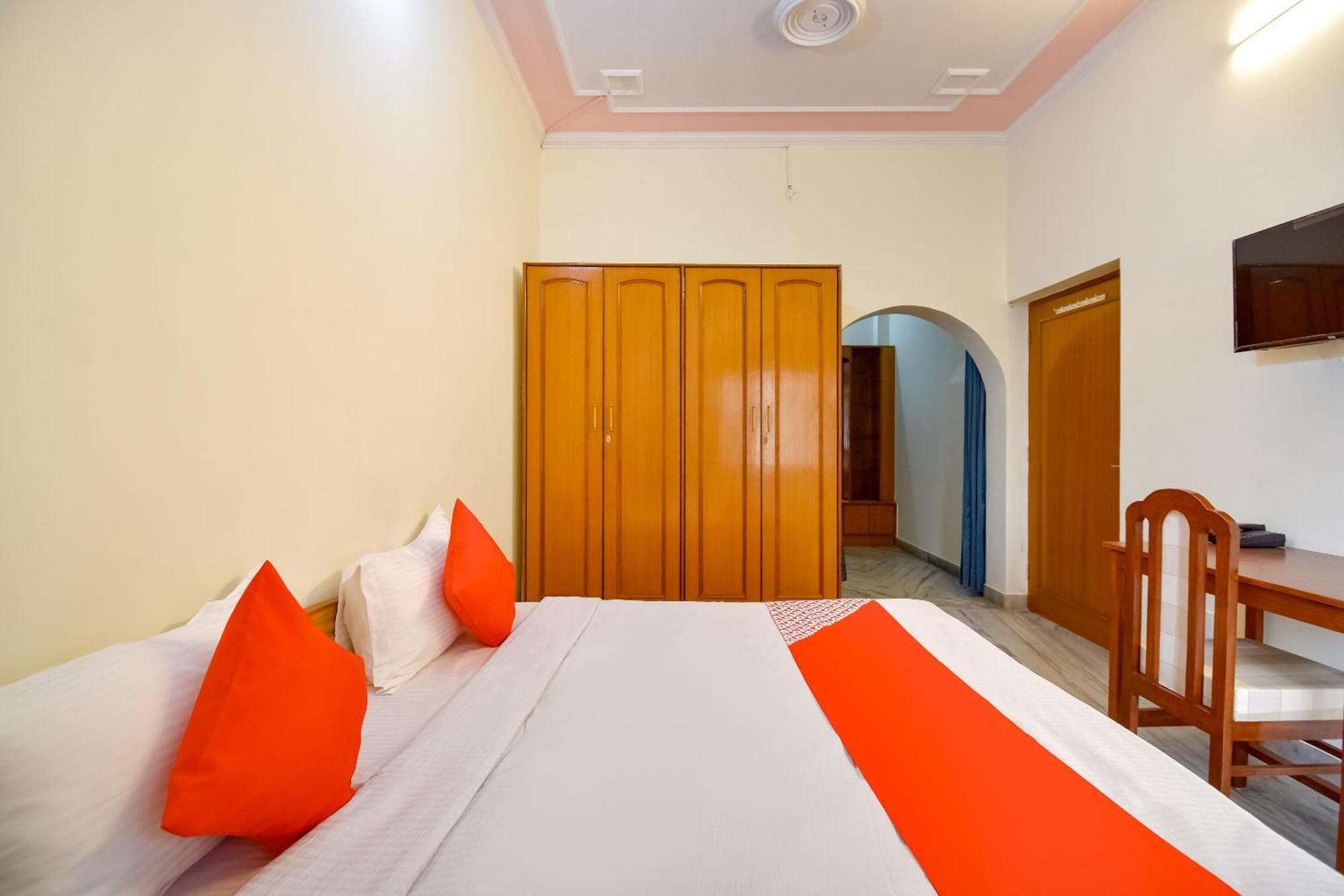 Hotel O Kusum Lodge Pandu Luaran gambar